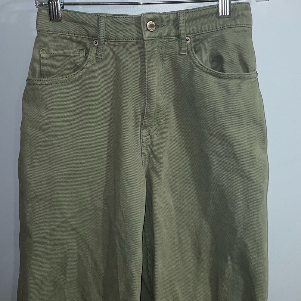 social tourist- Green ultra high rise jeans - Picture 2 of 6